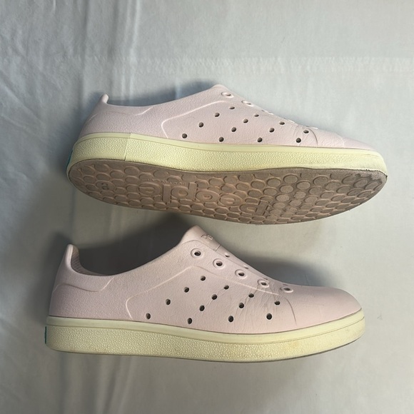 People - Pink water shoes/Sneakers with Breathable Design - Picture 3 of 7